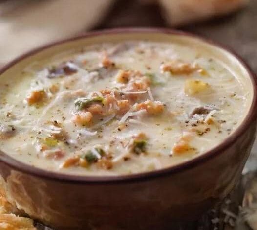 CREAMY ITALIAN SAUSAGE AND POTATO SOUP